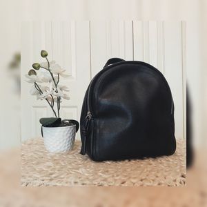 🖤Mossimo Black Mini Backpack🖤